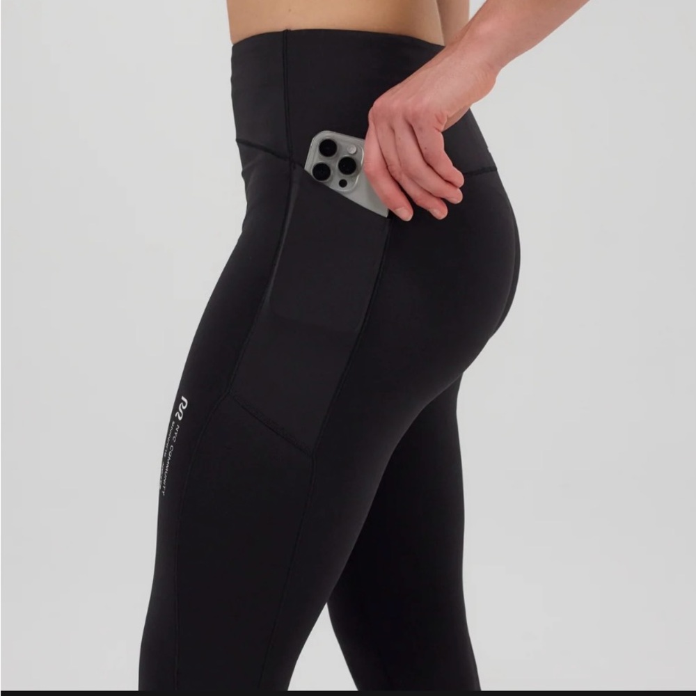 Bandit High-Waisted Leggings with Pocket